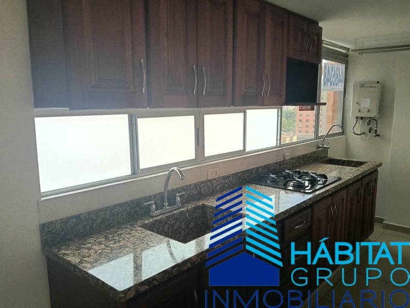 Apartamento en Arriendo en Los Colores