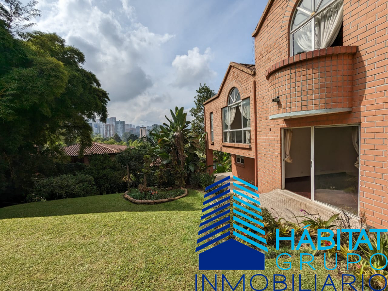 Casa en Arriendo en Poblado