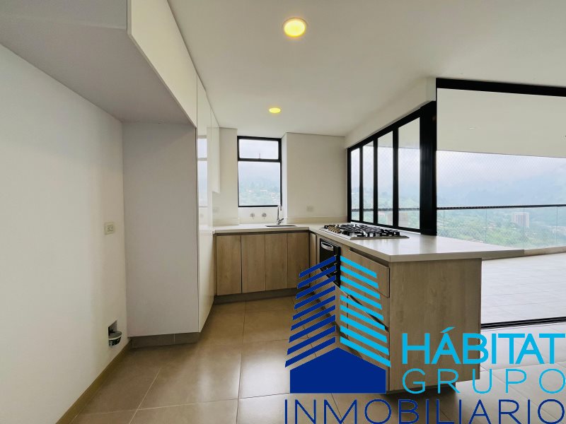 Apartamento en Arriendo en Loma De Las Brujas