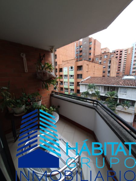 Apartamento en Venta en Laureles