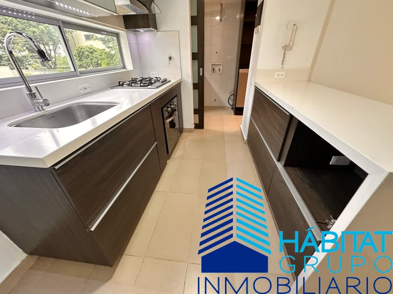 Apartamento en Ambos en Poblado