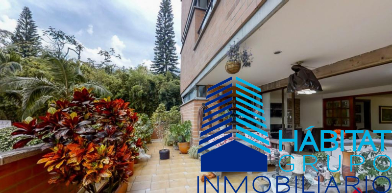Apartamento en Ambos en Poblado